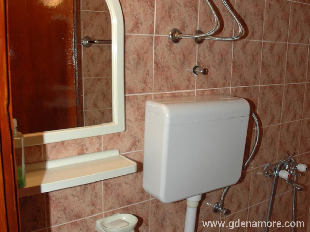PRIVATNI SMJESTAJ CALYPSO, privatni smeštaj u mestu Igalo, Crna Gora